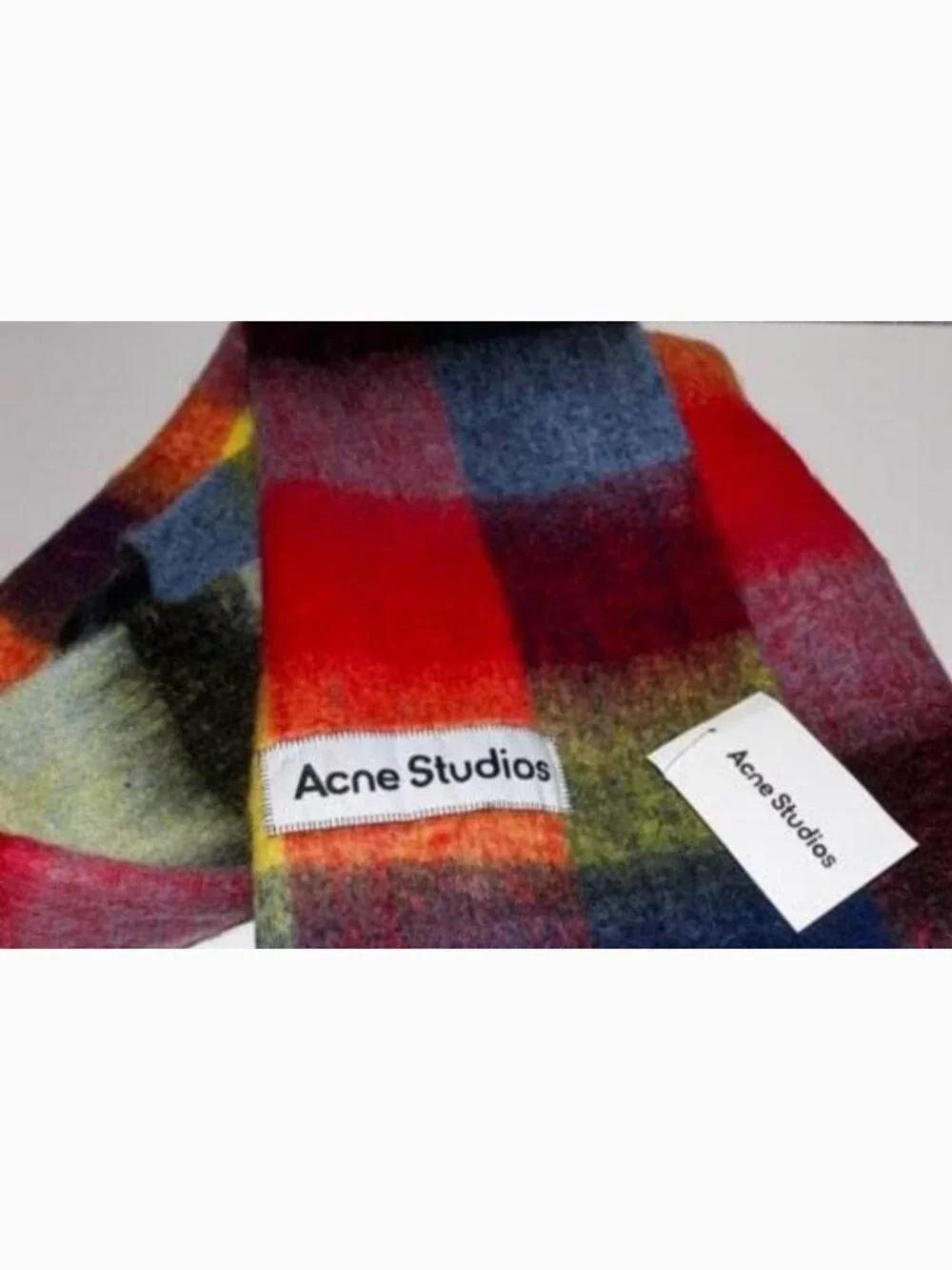 Women scarf